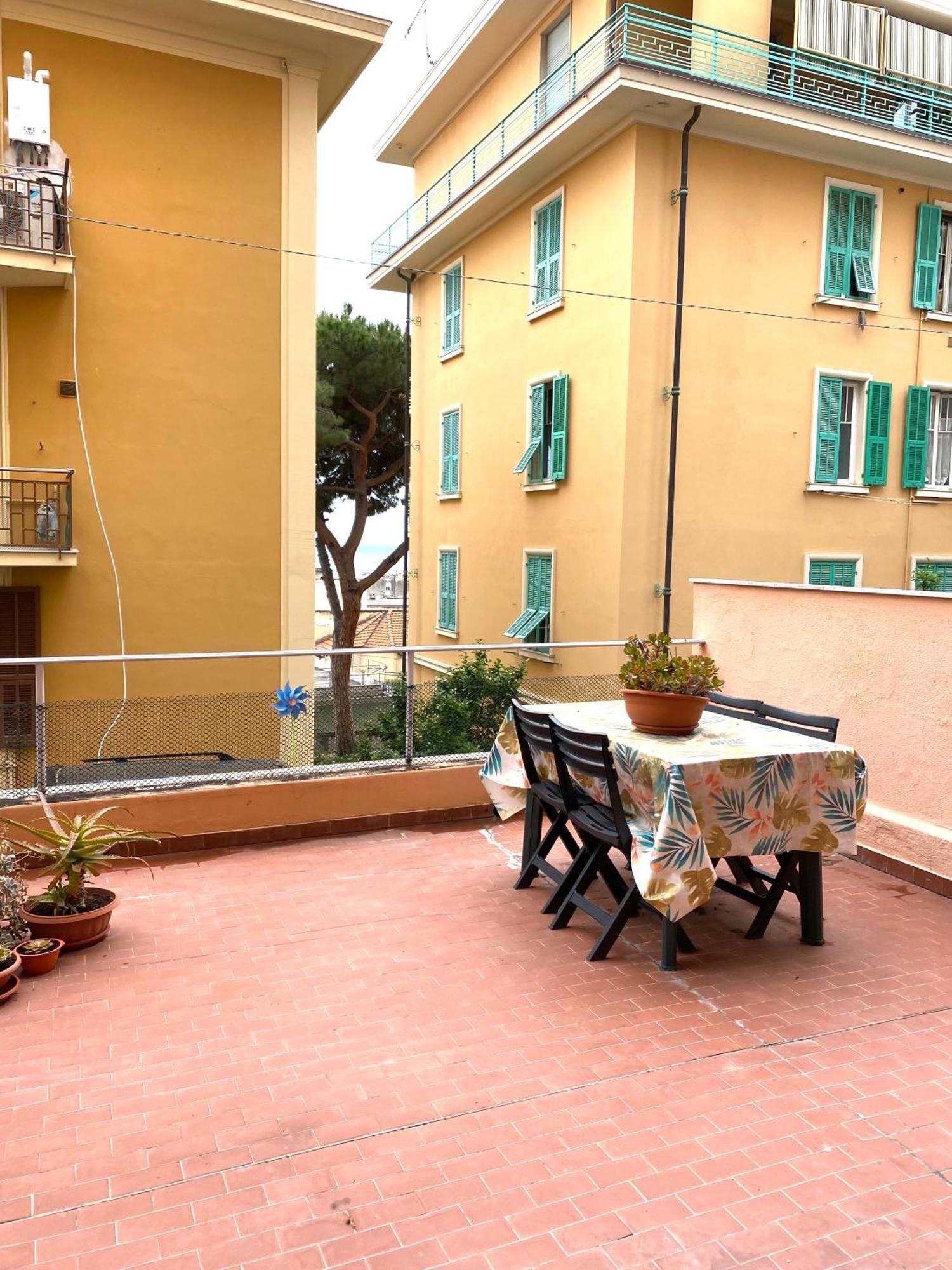 Letizia'S House Apartment Sanremo Bagian luar foto